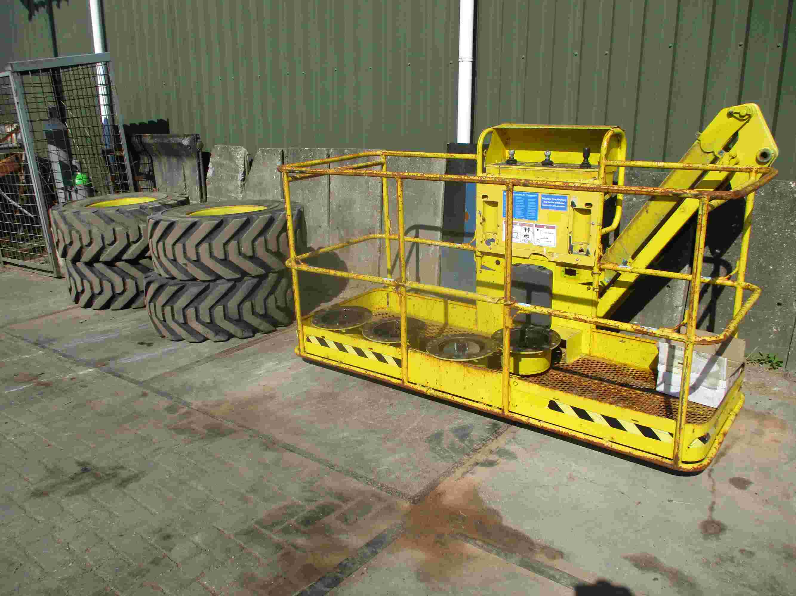 Sold - Telescopic Boom Lift - View 2